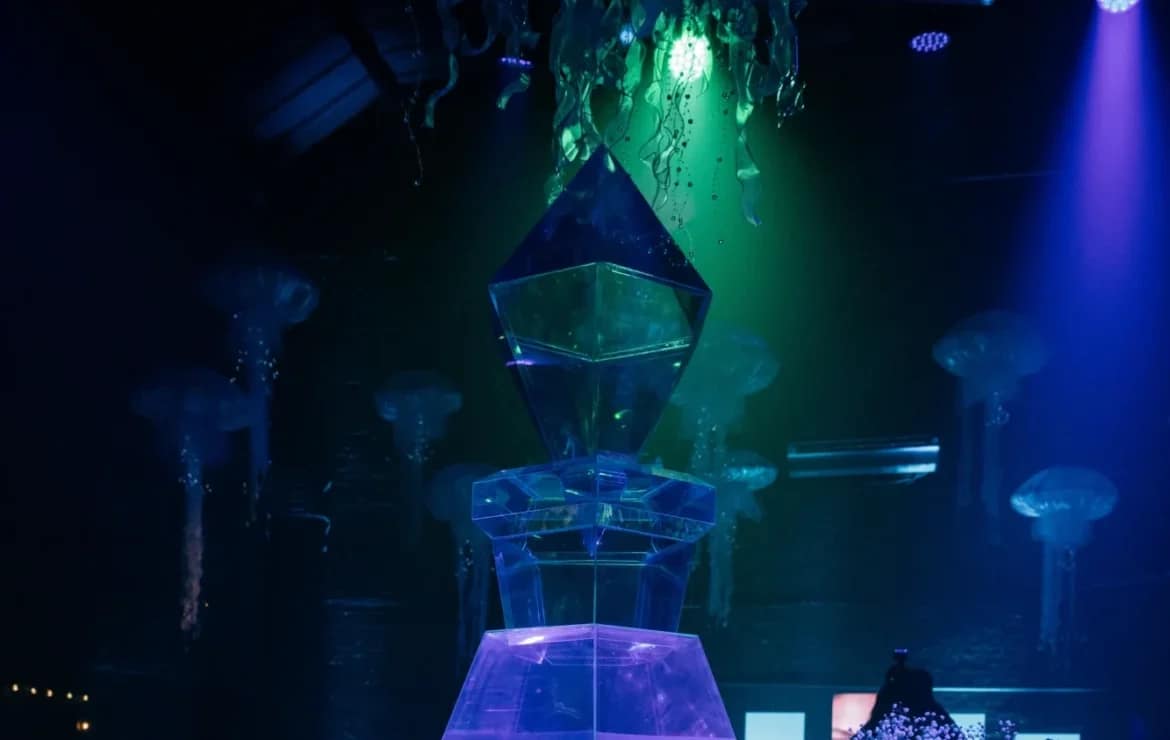 Planning luxury corporate events in Dubai and UAE – EFT Entertainment Group turns your vision into an unforgettable, artfully crafted celebration. Contact us to plan your corporate event.