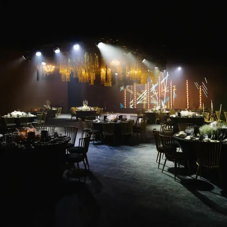 EFT Entertainment Group – leading corporate gala dinner planner in Dubai Corporate gala dinner planning