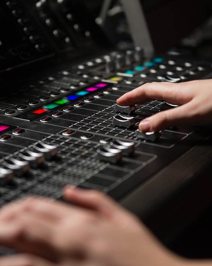 Corporate-740×930-001